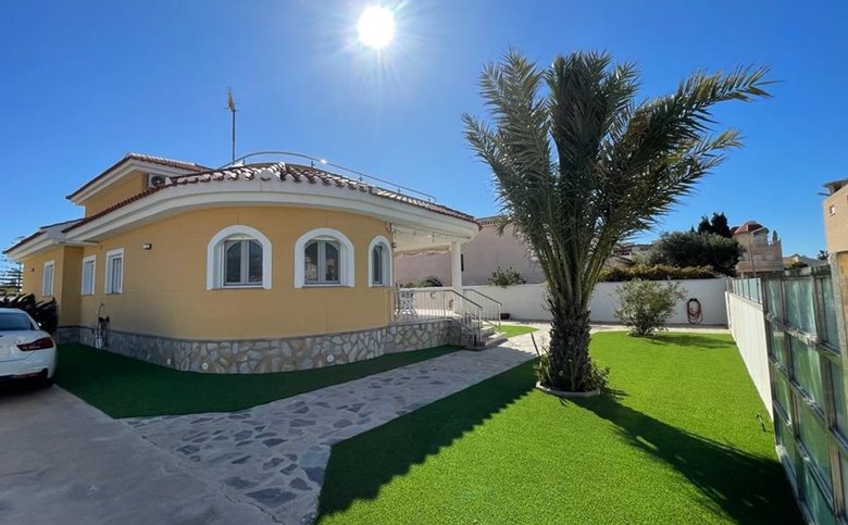CHALET POLÍGONO Y 175 - MAR MENOR - REF  1221	