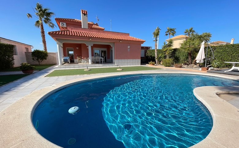 CHALET A - 41 VENECIOLA - REF 1475 